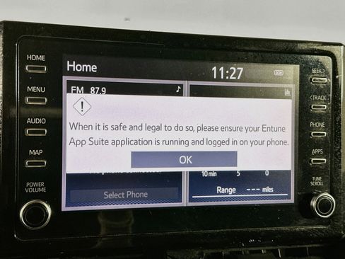 Used 2020 Toyota Corolla LE FWD image 21