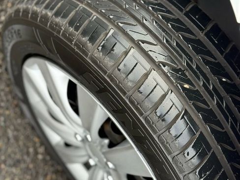 Used 2018 Nissan Sentra S image 26