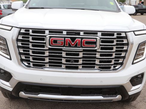 New 2026 GMC Yukon XL Denali AWD/4WD image 2