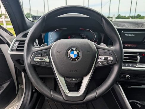 Used 2022 BMW 330i xDrive Sedan w/ Premium Package 2 AWD/4WD image 22