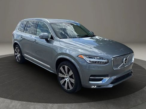 Used 2020 Volvo XC90 T6 Inscription w/ Protection Package Premier AWD/4WD image 2