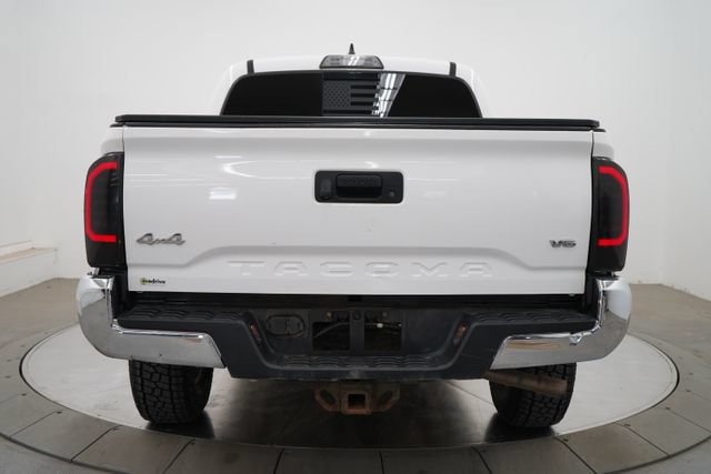 Used 2019 Toyota Tacoma SR5 AWD/4WD image 6
