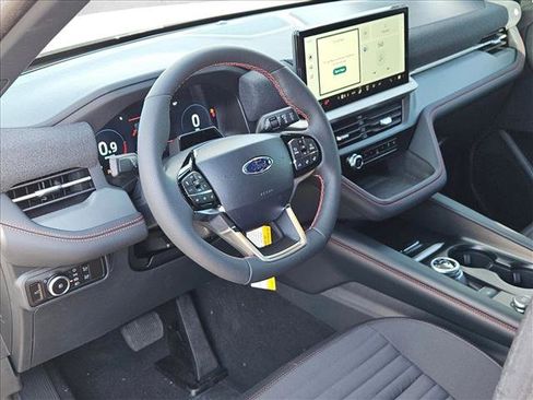 New 2025 Ford Explorer ST-Line image 3