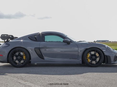 Used 2023 Porsche 718 Cayman GT4 RS image 9