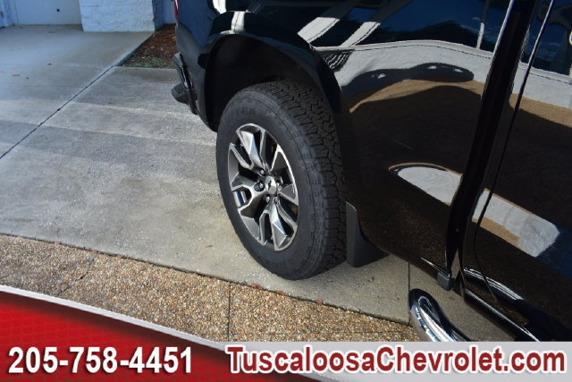 Certified 2025 Chevrolet Silverado 1500 RST AWD/4WD image 15