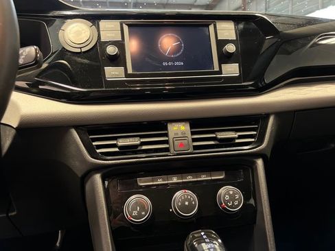 Certified 2023 Volkswagen Taos S FWD image 23