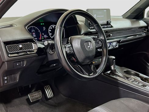 Used 2023 Honda Civic Sport image 7