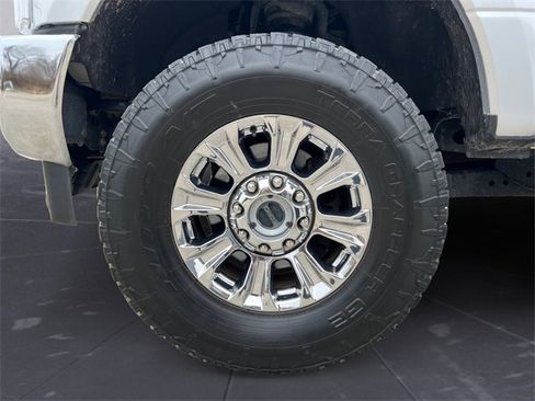 Certified 2019 Ford F250 XLT w/ XLT Premium Package image 14