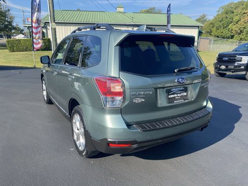 Used 2017 Subaru Forester 2.5i Touring image 7