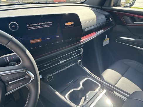 New 2026 Chevrolet Traverse Z71 AWD/4WD image 11