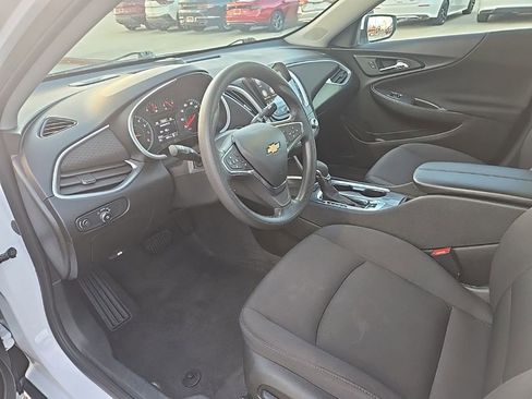 Used 2024 Chevrolet Malibu LT image 16