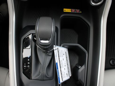 New 2026 Toyota Grand Highlander Platinum image 38