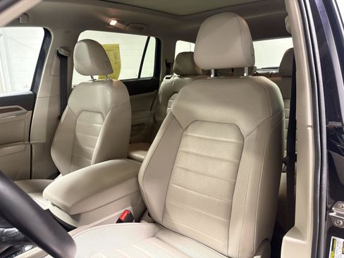 Used 2019 Volkswagen Atlas SEL Premium AWD/4WD image 4