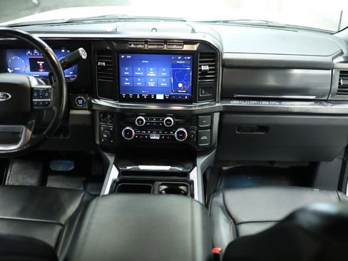 Used 2023 Ford F350 Lariat image 59