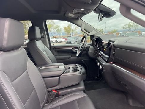 Used 2025 GMC Sierra 1500 SLT image 22