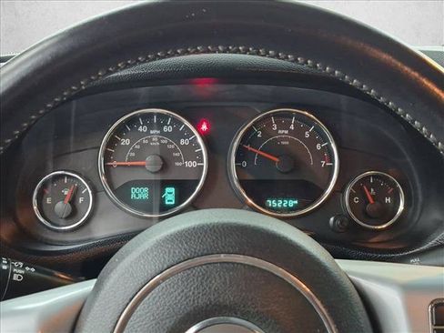 Used 2015 Jeep Wrangler Unlimited Sport AWD/4WD image 11
