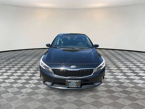 Used 2017 Kia Forte LX w/ LX Popular Package FWD image 2