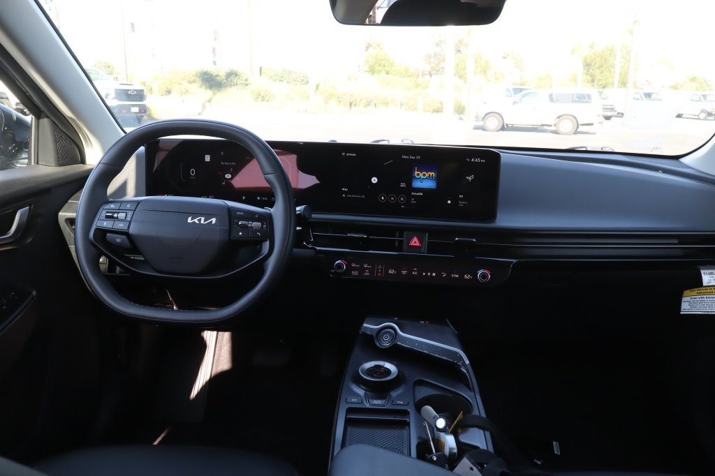 Used 2025 Kia EV6 Light RWD image 27