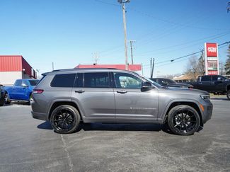 Used 2022 Jeep Grand Cherokee L Overland video 2