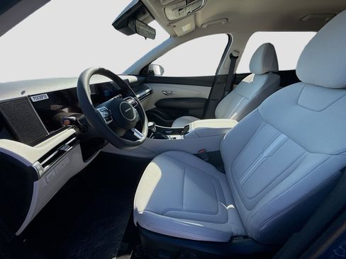 New 2026 Hyundai Tucson SEL image 14