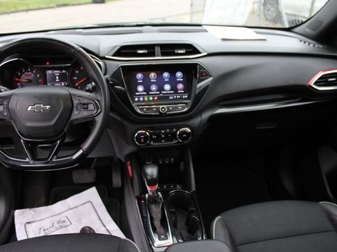 Used 2023 Chevrolet TrailBlazer RS w/ Sun and Liftgate Package FWD image 25