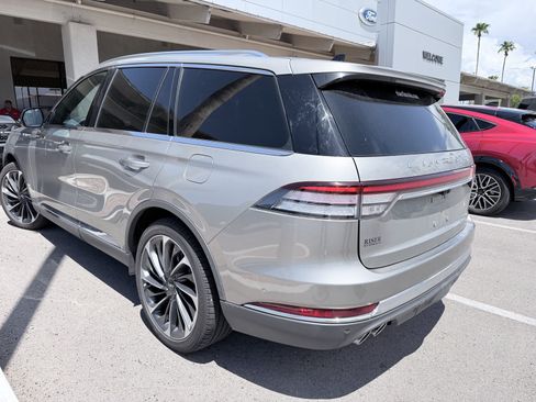 Used 2023 Lincoln Aviator Reserve w/ Equipment Group 201A RWD image 6