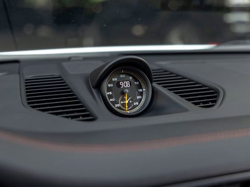Certified 2018 Porsche 911 GT3 RWD image 37
