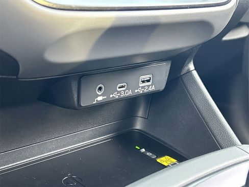 New 2026 Subaru Crosstrek 2.5i Limited w/ Crosstrek Mirror Package image 24