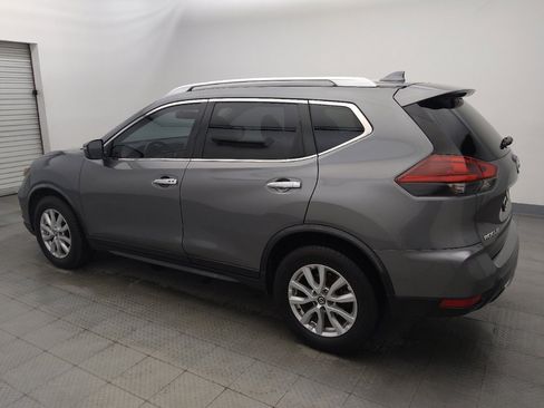 Used 2018 Nissan Rogue SV FWD image 3