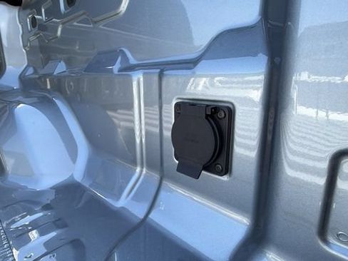 New 2026 GMC Canyon AT4 AWD/4WD image 11