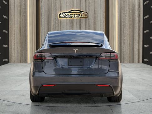 Used 2023 Tesla Model X AWD/4WD image 6