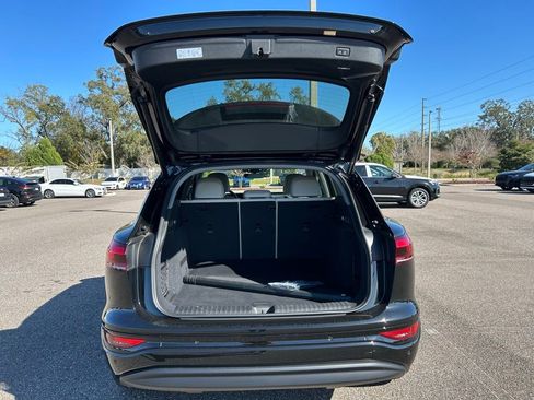 Used 2025 Audi Q6 e-tron Premium w/ Convenience Package RWD image 57