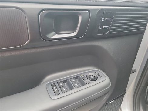 Certified 2025 Hyundai Santa Fe Calligraphy image 21