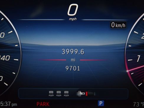 Certified 2025 Mercedes-Benz GLC 300 4MATIC image 26