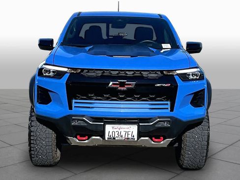 Used 2025 Chevrolet Colorado ZR2 AWD/4WD image 3