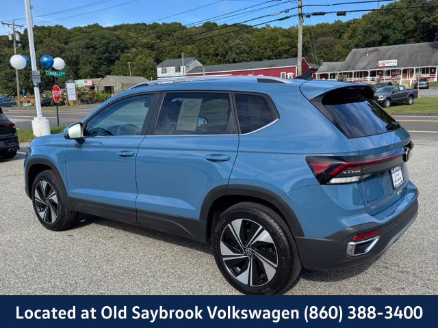 Certified 2026 Volkswagen Taos SE AWD/4WD image 7