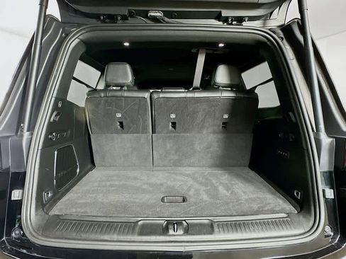 Used 2022 Jeep Wagoneer Series III w/ Flexible Seating Group AWD/4WD image 21