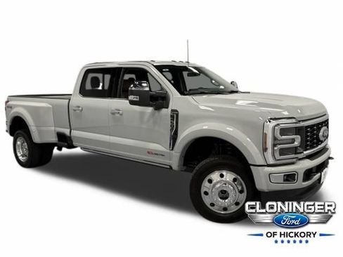 Used 2026 Ford F450 Platinum w/ Platinum Plus Package AWD/4WD image 1