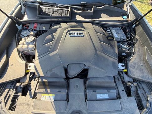 Used 2021 Audi Q8 Prestige AWD/4WD image 15
