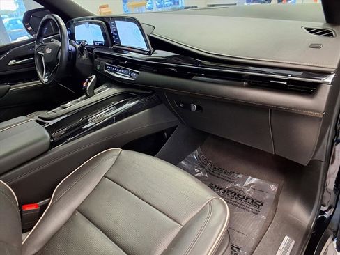 Certified 2023 Cadillac Escalade Sport image 9