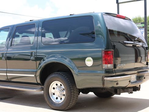 Used 2003 Ford Excursion Limited AWD/4WD image 5