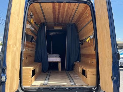 Used 2022 Mercedes-Benz Sprinter 3500 image 16