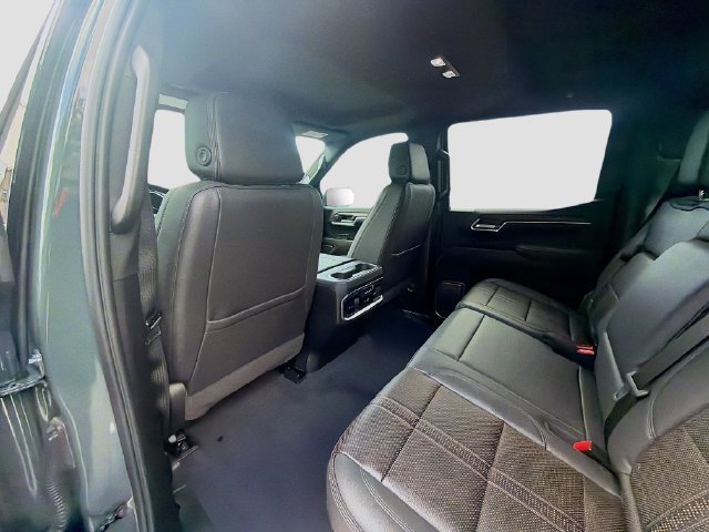 Used 2026 Chevrolet Silverado 1500 High Country w/ High Country Premium Package RWD image 23
