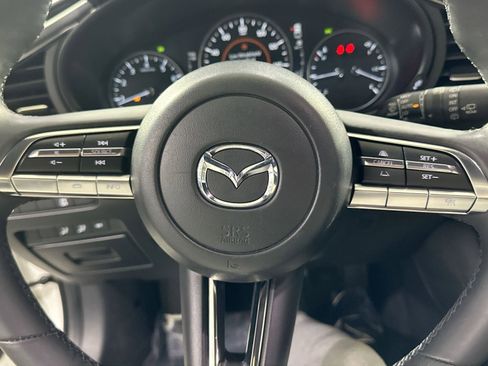 Used 2021 MAZDA MAZDA3 s image 20