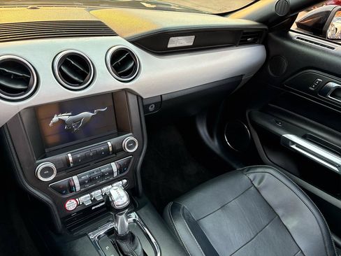 Used 2016 Ford Mustang Premium RWD image 7