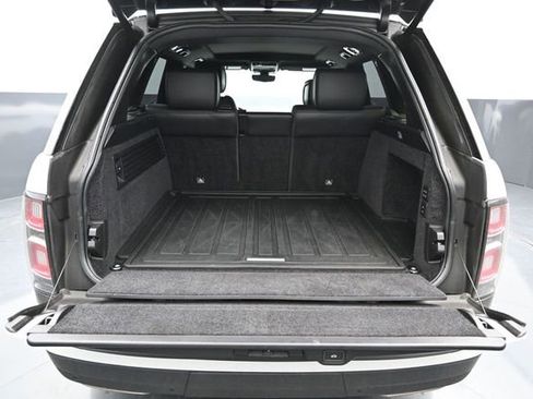 Used 2018 Land Rover Range Rover Supercharged AWD/4WD image 9