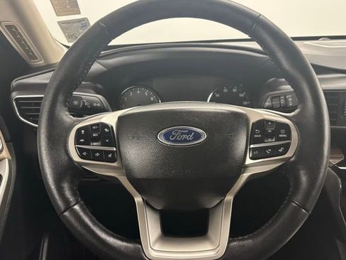 Used 2024 Ford Explorer Limited w/ Limited Technology Package image 27