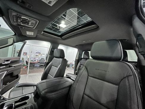 Used 2025 GMC Sierra 1500 Denali w/ Denali Reserve Package AWD/4WD image 30