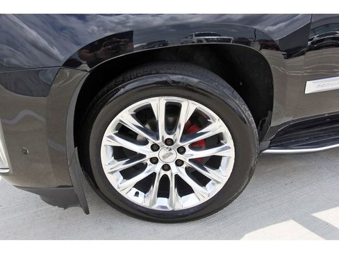 Used 2020 Cadillac Escalade ESV Luxury AWD/4WD image 30