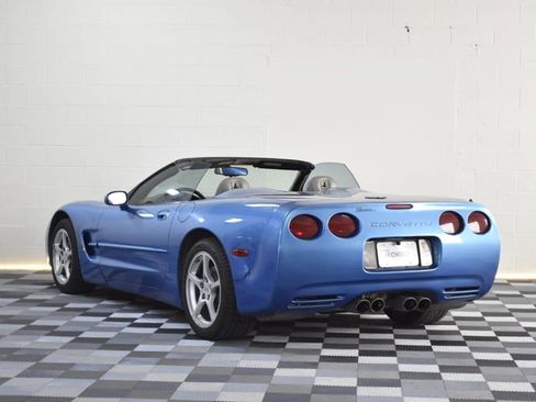 Used 2000 Chevrolet Corvette w/ Memory Pkg image 4